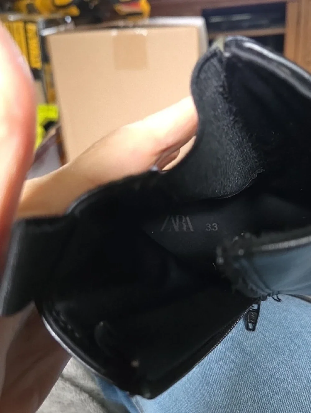 Zara Black Leather Chelsea Ankle Boots with Stud Trim Size 33 Kids 1.5
